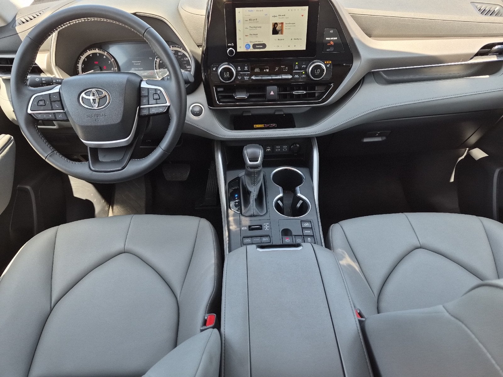 2026 Toyota Highlander XLE