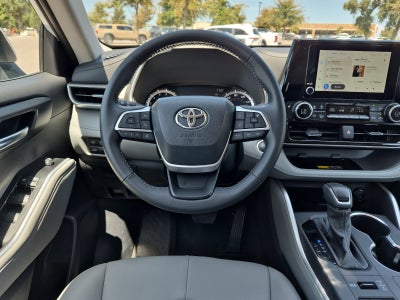 2026 Toyota Highlander XLE