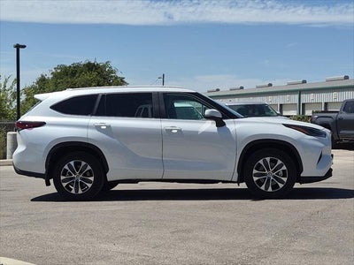 2026 Toyota Highlander XLE