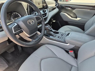 2026 Toyota Highlander XLE