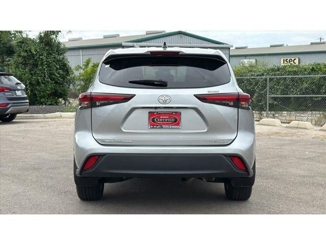 2024 Toyota Highlander LE - Photo 7