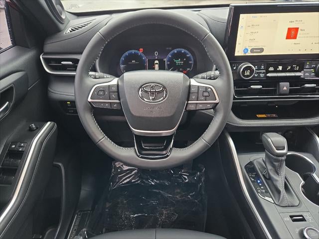 2026 Toyota Highlander XSE