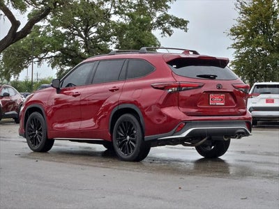 2026 Toyota Highlander XSE