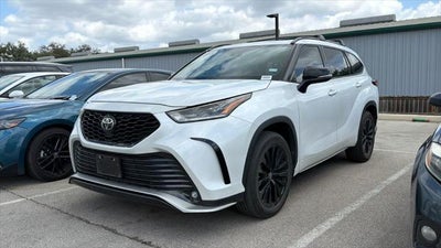 2023 Toyota Highlander XSE