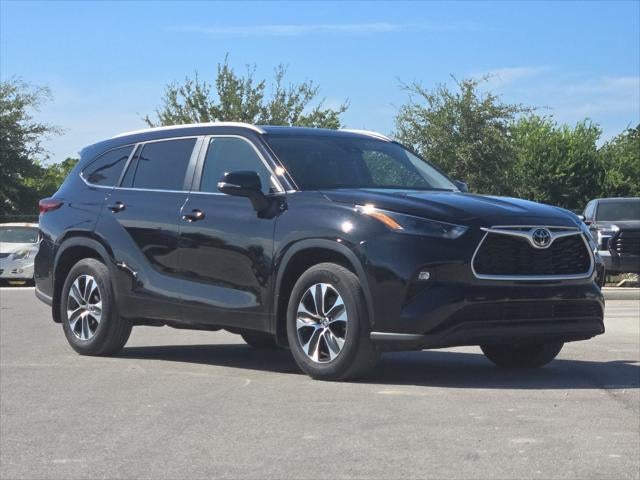 2025 Toyota Highlander XLE