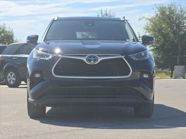 2025 Toyota Highlander XLE