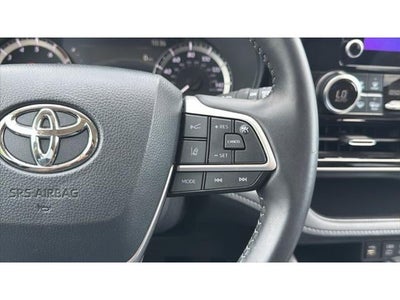 2025 Toyota Highlander LE