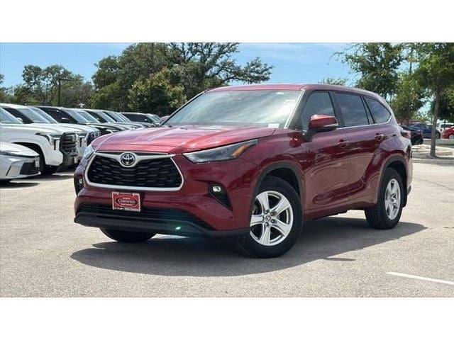2025 Toyota Highlander LE