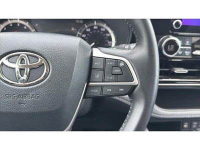 2025 Toyota Highlander LE
