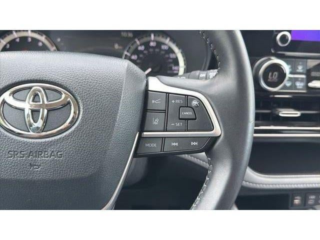 2025 Toyota Highlander LE
