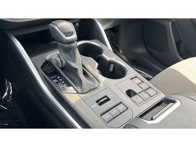 2025 Toyota Highlander LE