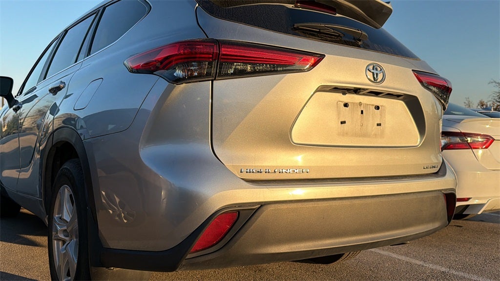 2023 Toyota Highlander LE