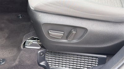 2025 Toyota Sienna LE 8 Passenger