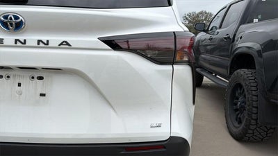 2025 Toyota Sienna LE 8 Passenger