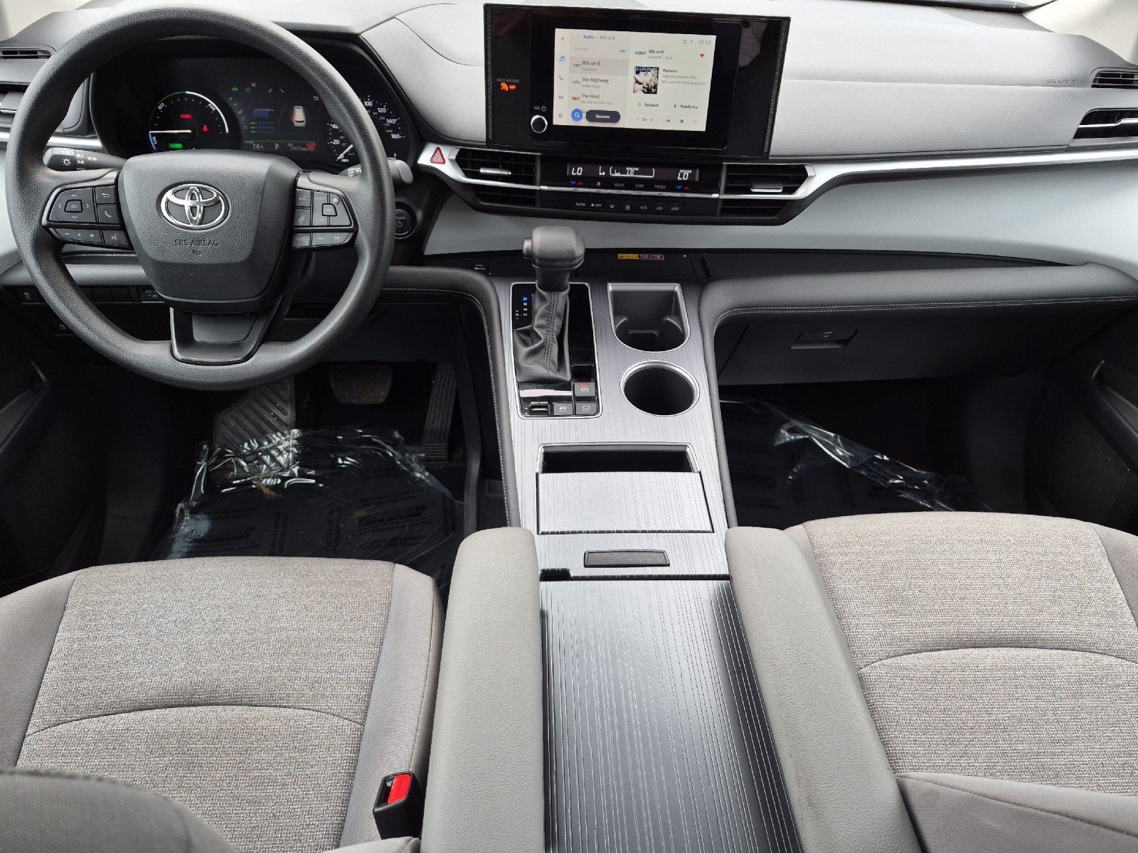 2025 Toyota Sienna LE 8 Passenger