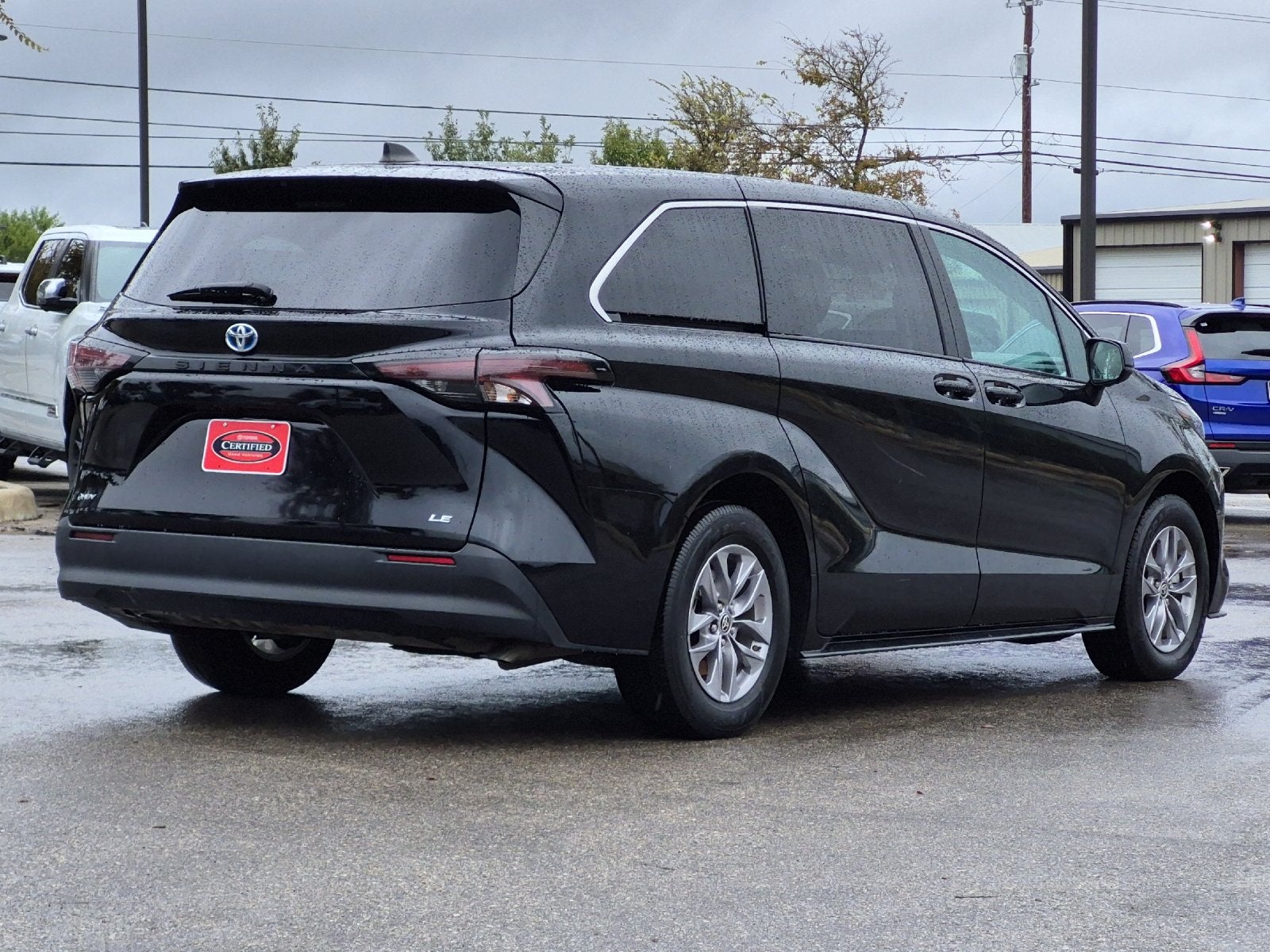 2025 Toyota Sienna LE 8 Passenger