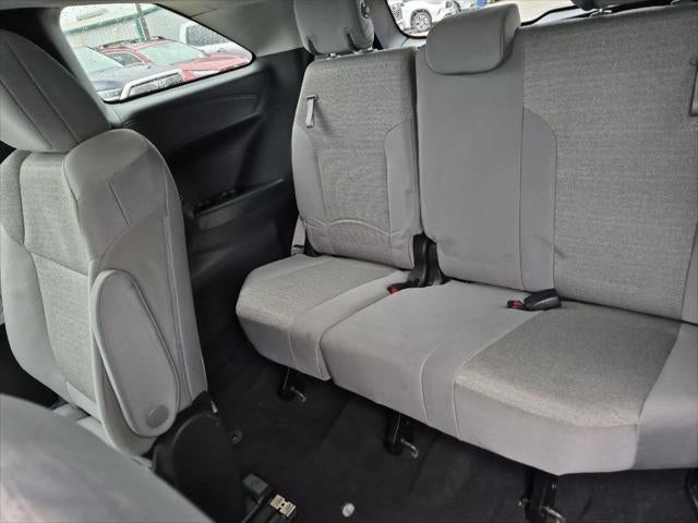 2025 Toyota Sienna LE 8 Passenger