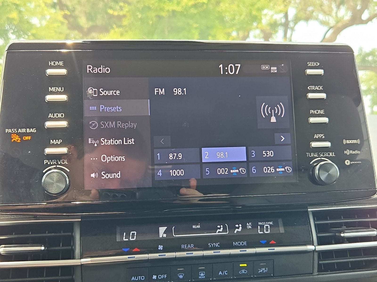 2022 Toyota Sienna LE 8 Passenger