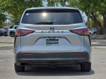 2022 Toyota Sienna LE 8 Passenger