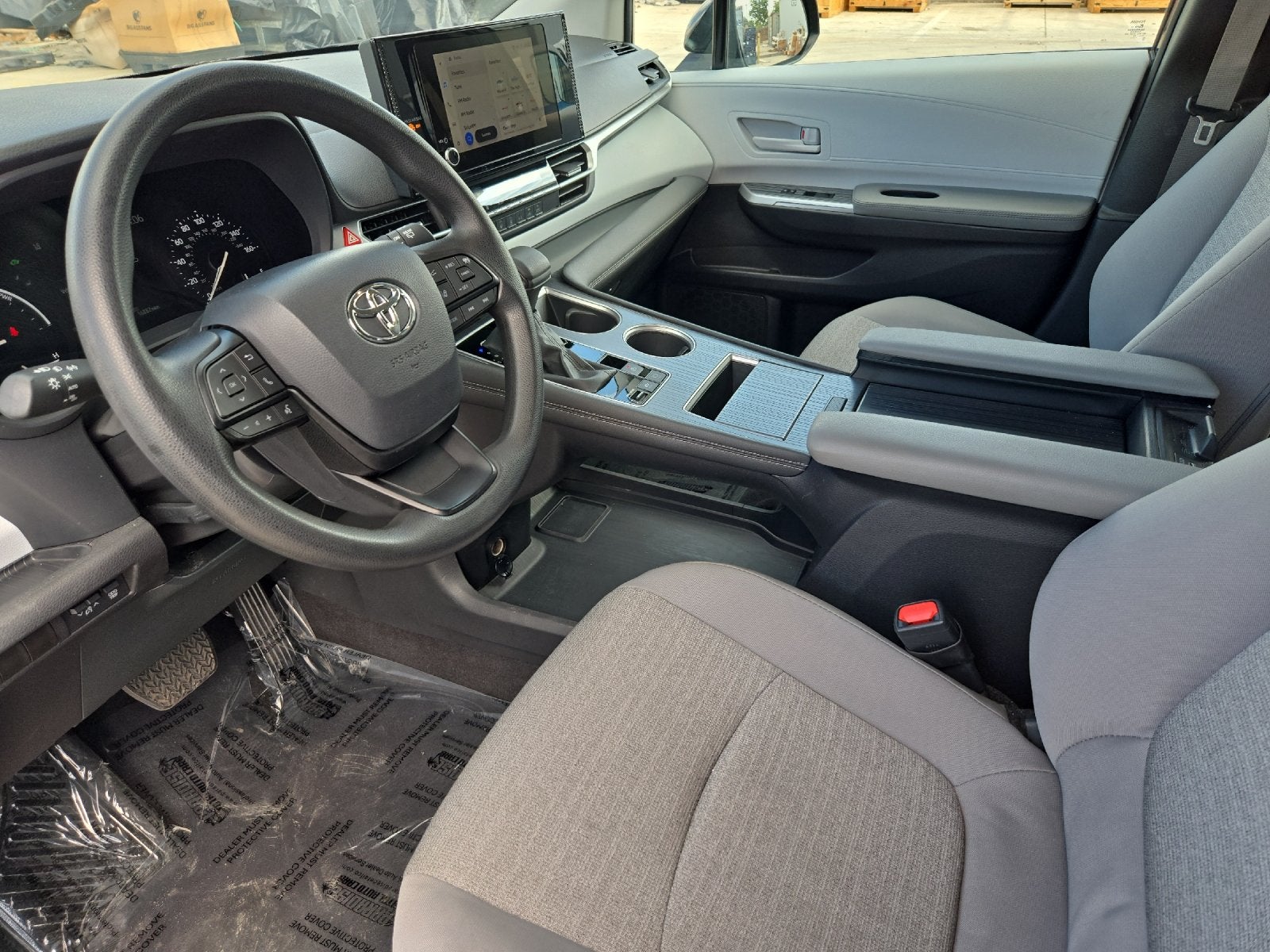 2025 Toyota Sienna LE 8 Passenger