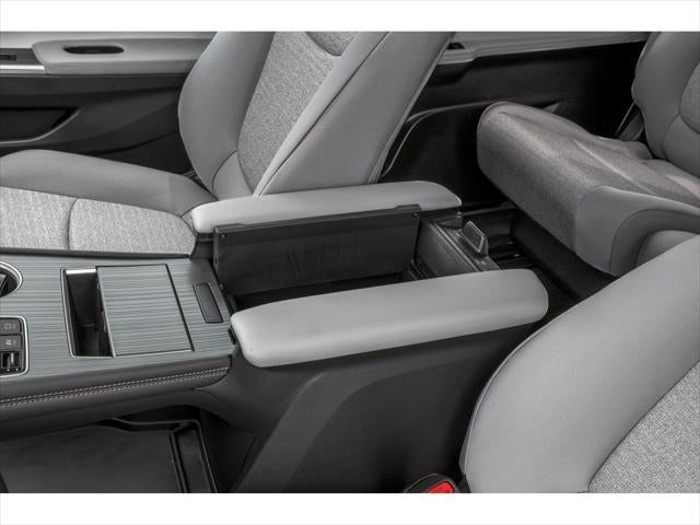 2025 Toyota Sienna LE 8 Passenger
