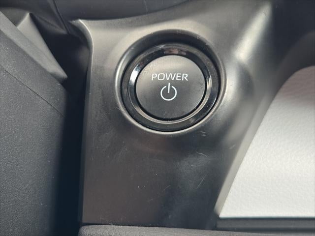 2025 Toyota Sienna LE 8 Passenger