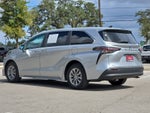 2025 Toyota Sienna LE 8 Passenger
