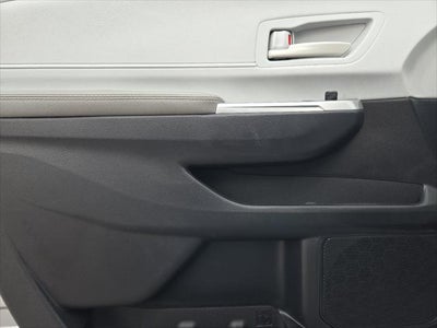 2025 Toyota Sienna LE 8 Passenger