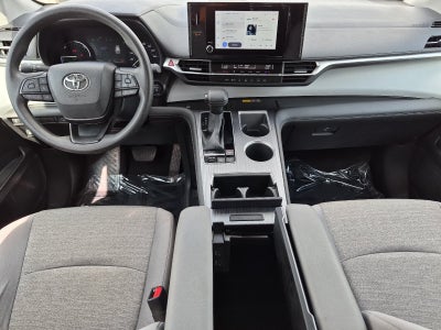 2025 Toyota Sienna LE 8 Passenger