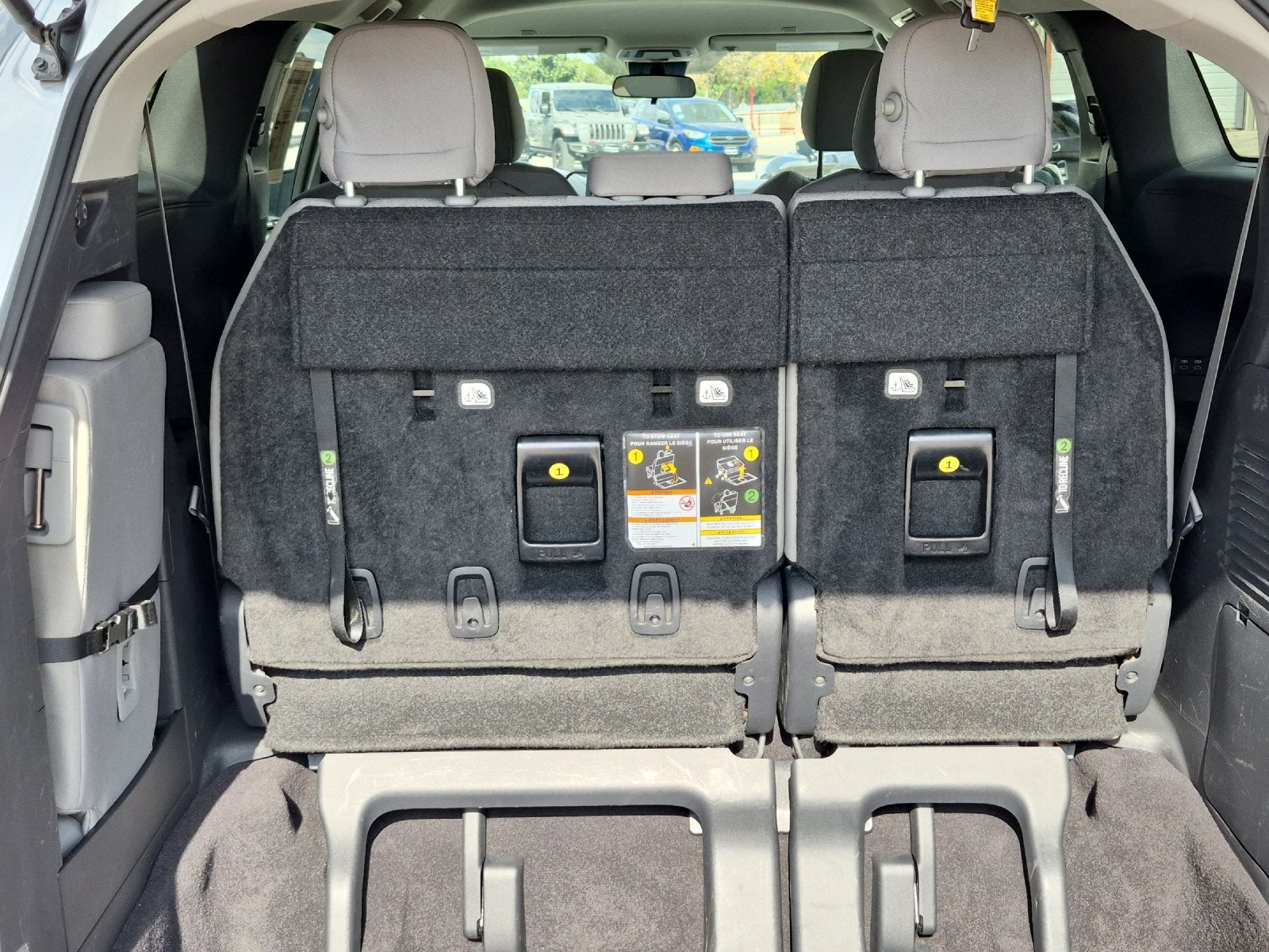 2025 Toyota Sienna LE 8 Passenger