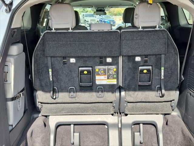 2025 Toyota Sienna LE 8 Passenger