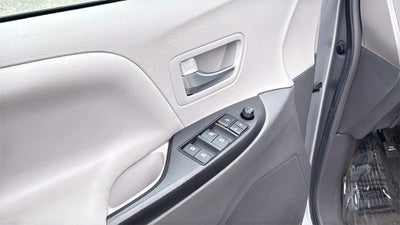 2017 Toyota Sienna LE 8 Passenger