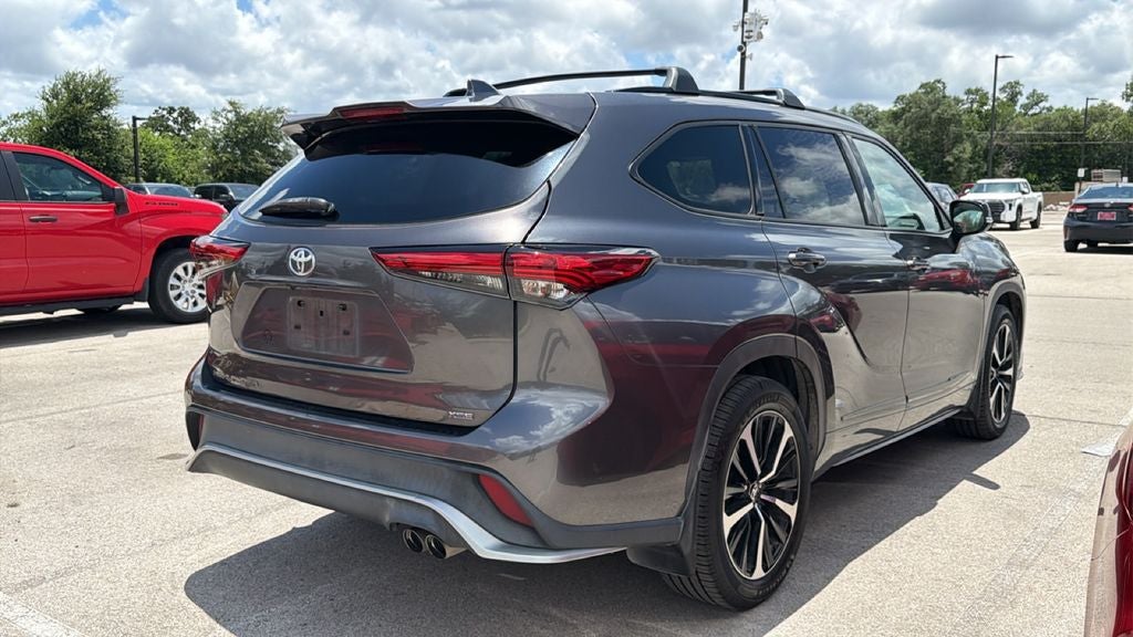 2021 Toyota Highlander XSE