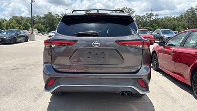 2021 Toyota Highlander XSE
