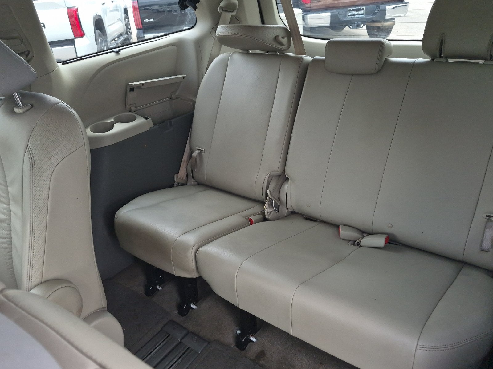 2011 Toyota Sienna XLE