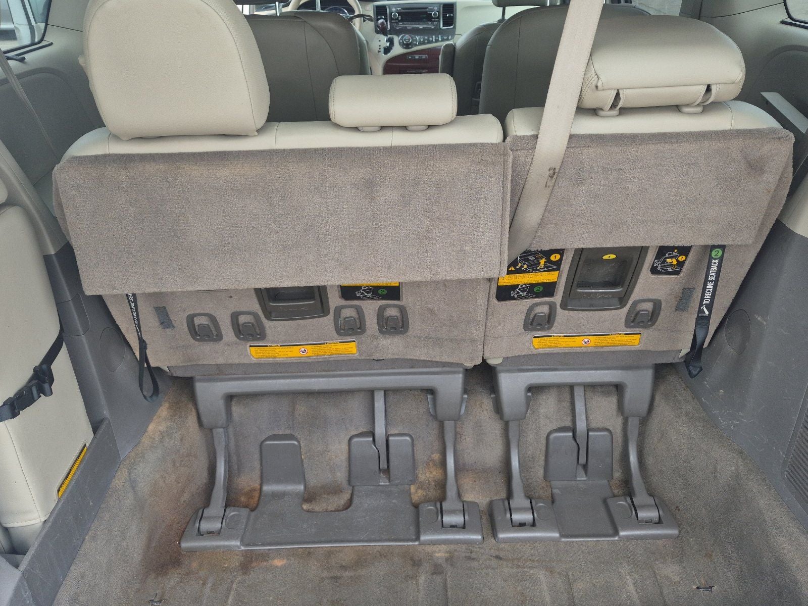 2011 Toyota Sienna XLE