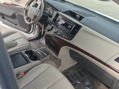 2011 Toyota Sienna XLE