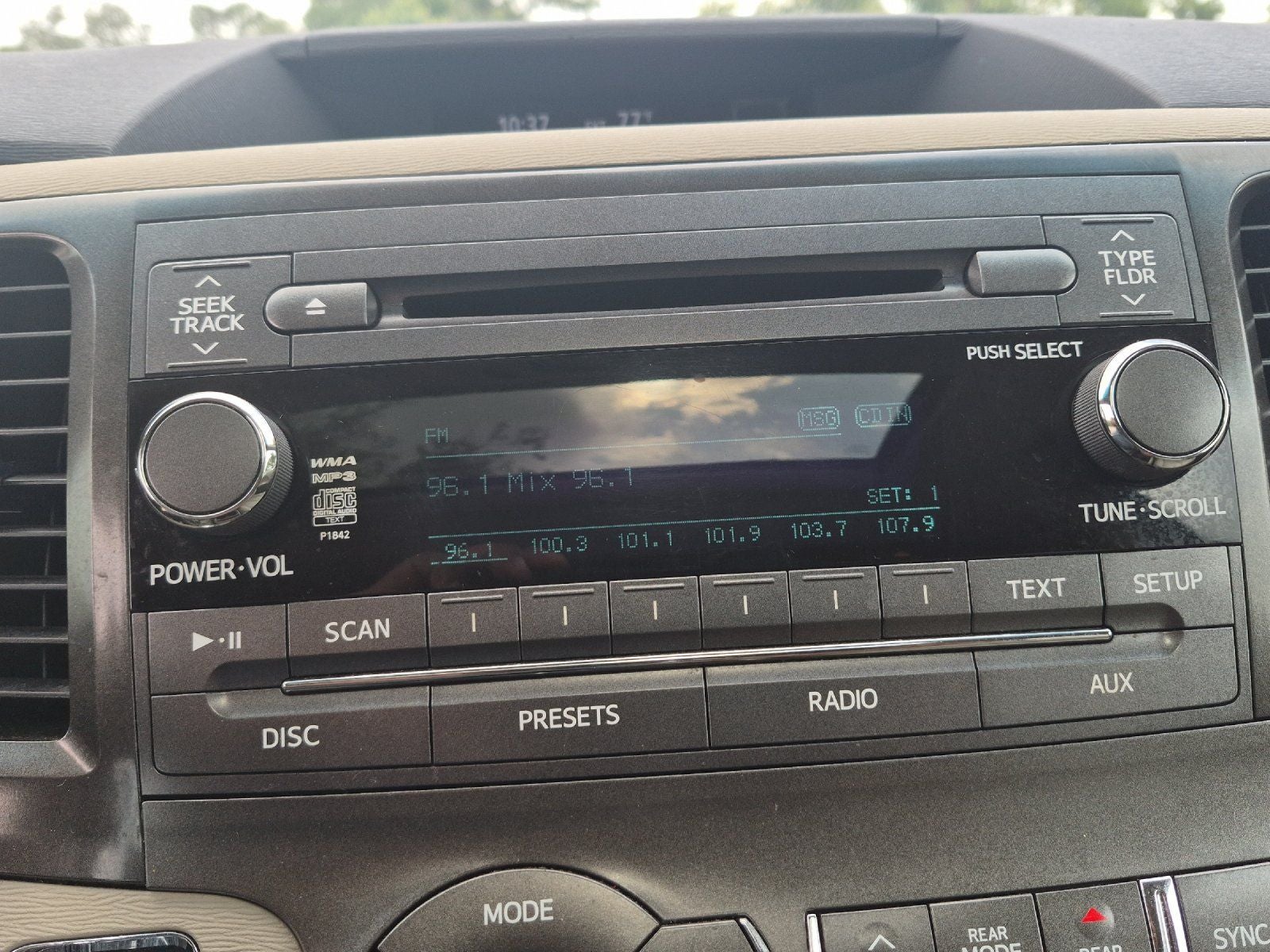 2011 Toyota Sienna XLE