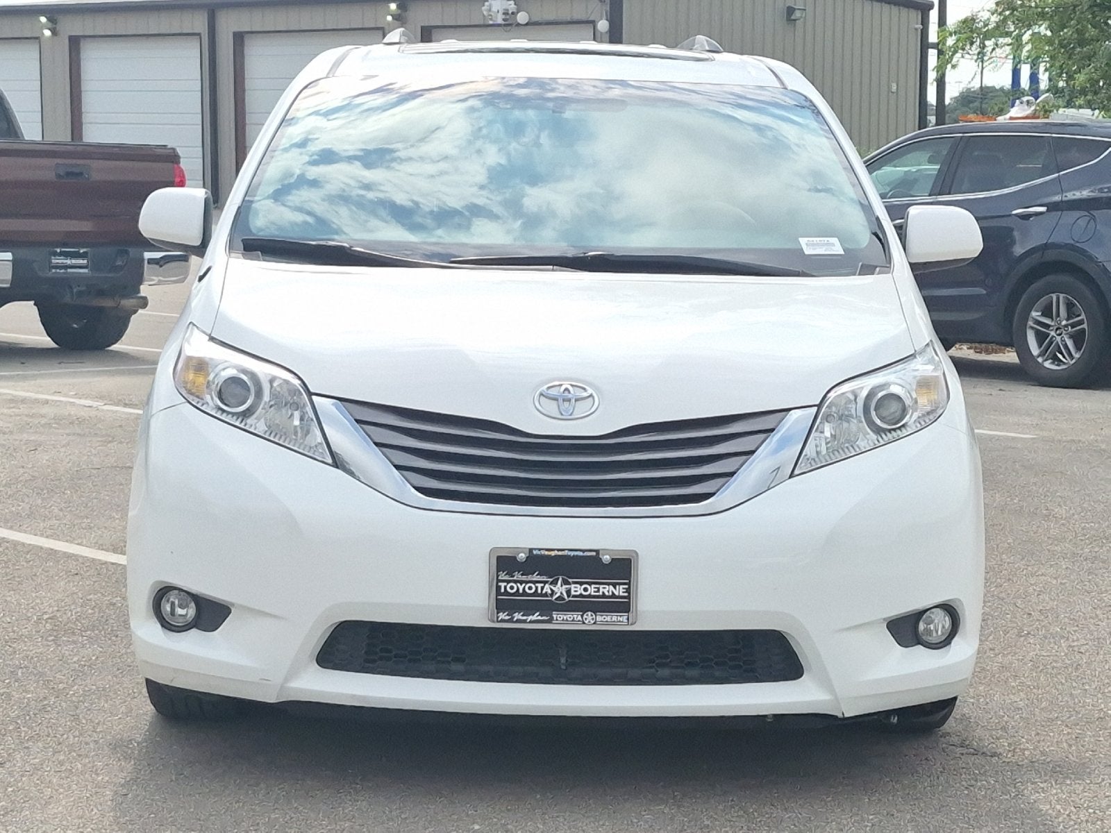 2011 Toyota Sienna XLE