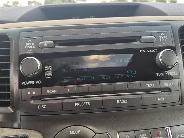 2011 Toyota Sienna XLE