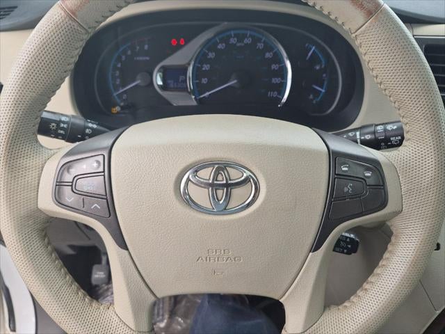 2011 Toyota Sienna XLE