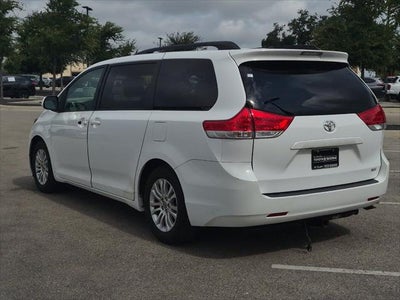 2011 Toyota Sienna XLE
