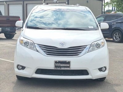 2011 Toyota Sienna XLE