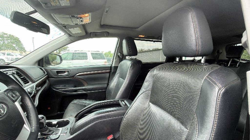 2016 Toyota Highlander Limited