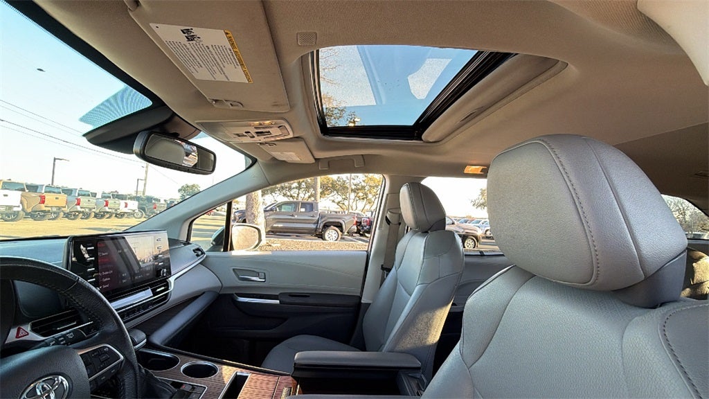 2024 Toyota Sienna XLE 7 Passenger