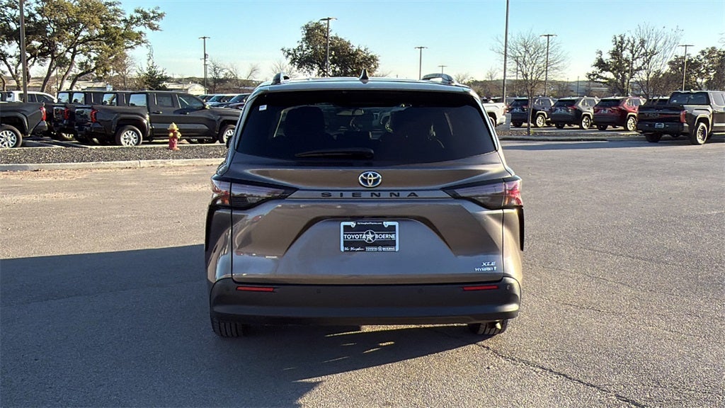 2024 Toyota Sienna XLE 7 Passenger