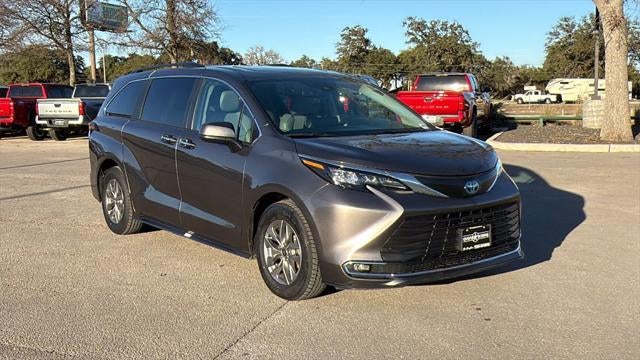 2024 Toyota Sienna XLE 7 Passenger