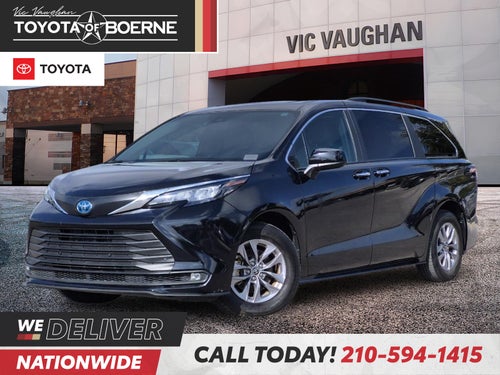 2025 Toyota Sienna XLE 8 Passenger