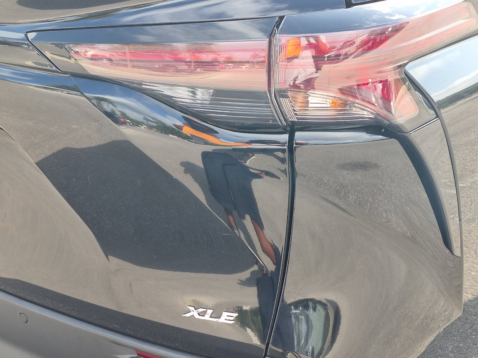 2025 Toyota Sienna XLE 8 Passenger