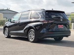 2025 Toyota Sienna XLE 8 Passenger